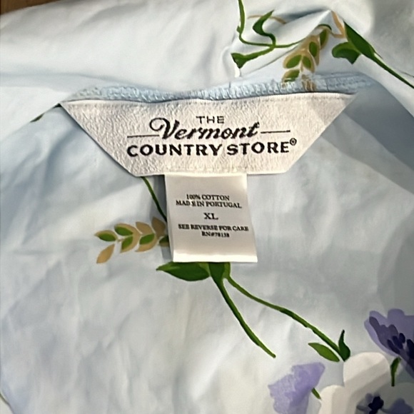 The Vermont country store floral robe - Picture 5 of 5
